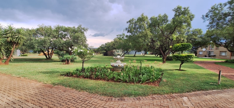 10 Bedroom Property for Sale in Swartruggens North West